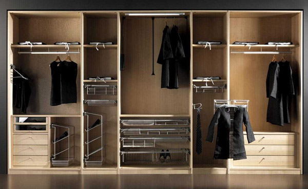 马六甲板材打造的衣柜